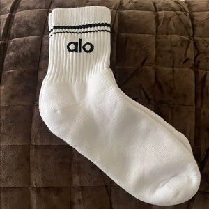 ALO Crew Socks